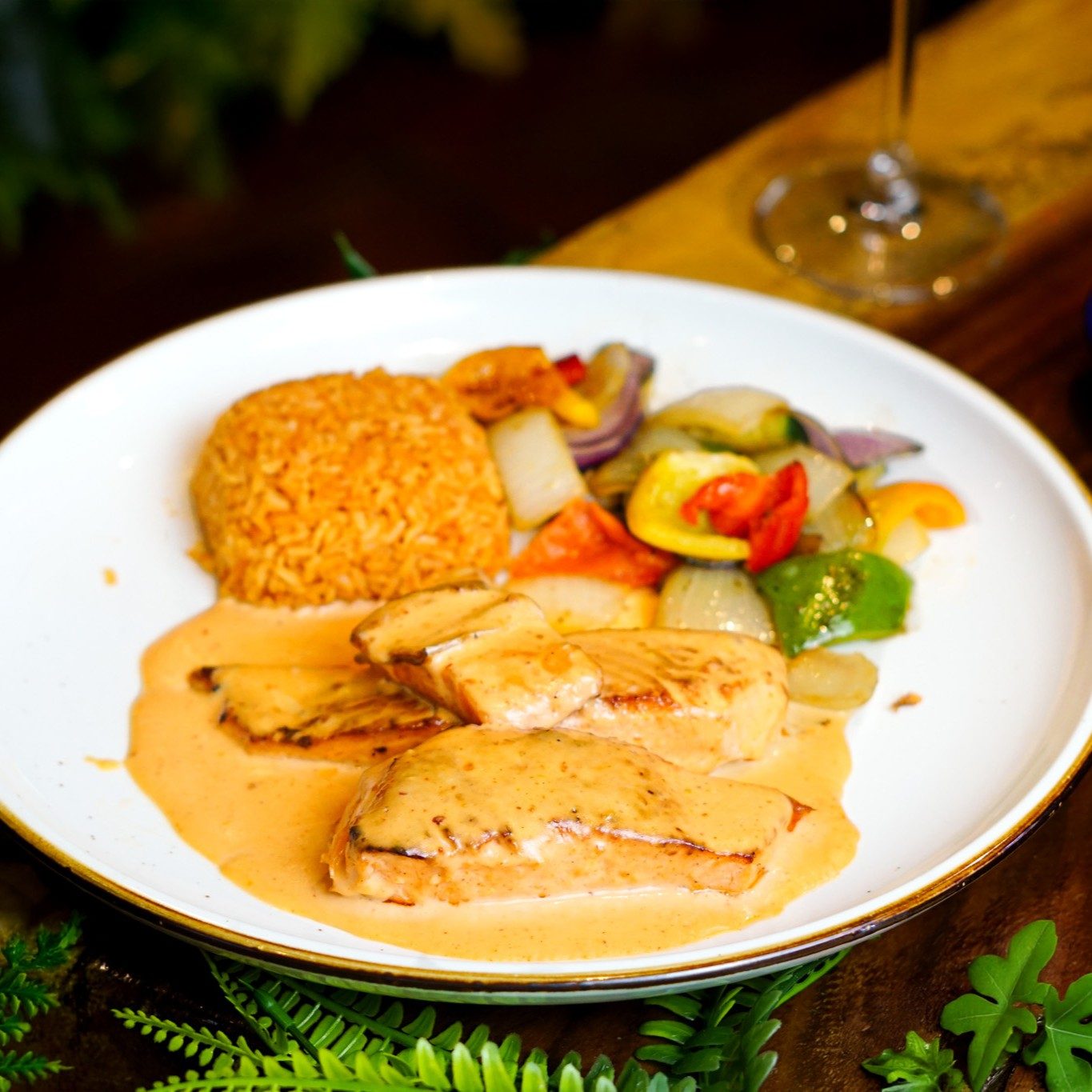Salmón Chipotle.